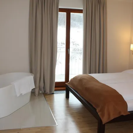 Malina 3* Oscadnica